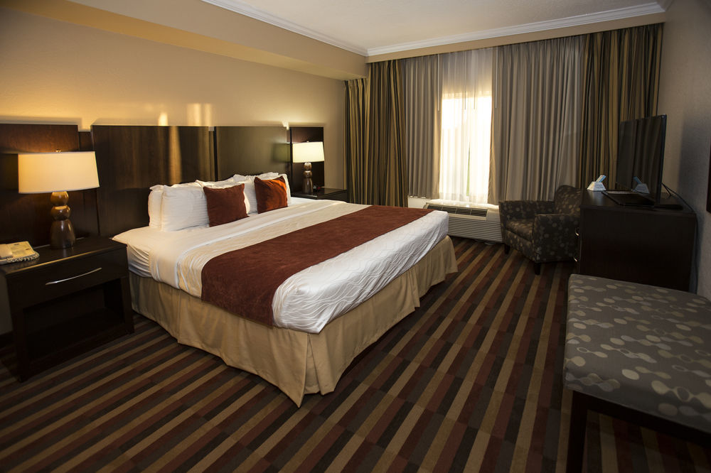 Best Western Plus Ambassador Suites Venice Gardens Extérieur photo